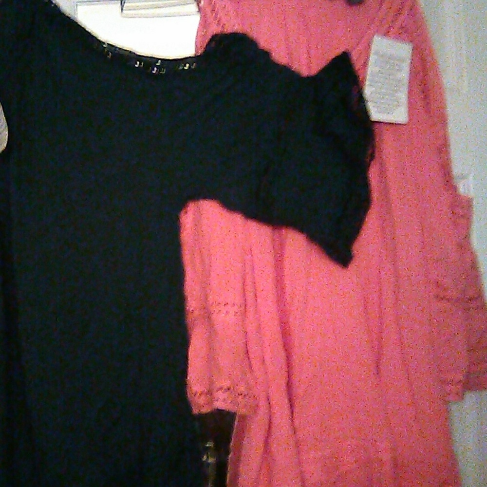 Cold shoulder tops - Picture 2 of 2